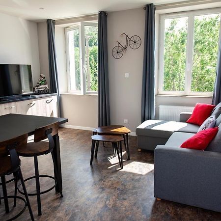 La Batisse L'Arbre Beige Διαμέρισμα Le Petit-Abergement Εξωτερικό φωτογραφία